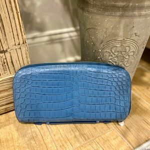 PERRIN Paris Large Clutch In Alligator Leather Navy